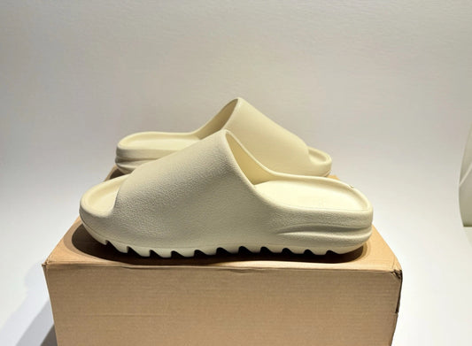 Bone Yeezy Slide